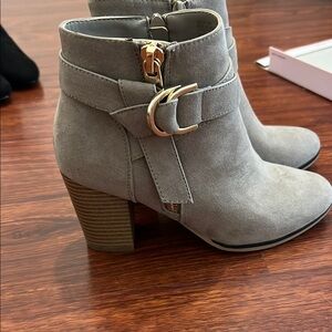 Apt. 9 Gray Ankle Booties with Chunky Heel